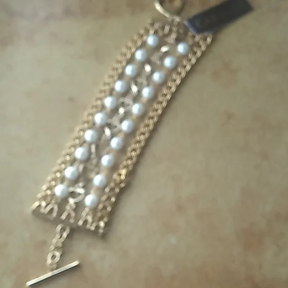 Bracelet with hearts and pearls Valentine Love - Picture 1 of 6